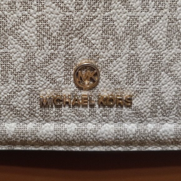 Micheal Kors Jet Set Small Logo Smartphone Convertible Crossbody Bag - Picture 4 of 16